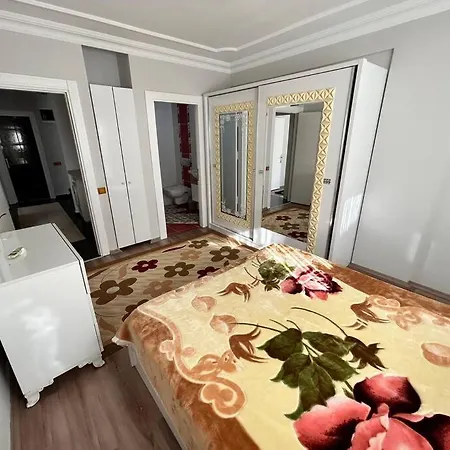 Large Near Beach&pool Villa Altinkum (Antalya)